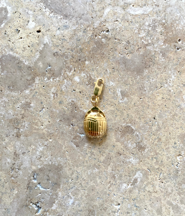 Pendentif scarabée