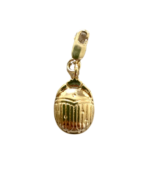 Pendentif scarabée