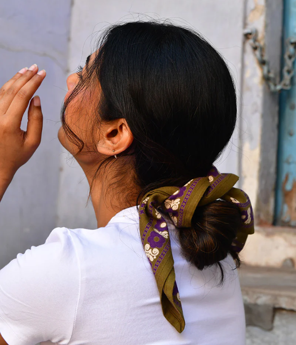 Petit foulard Anastase Olive