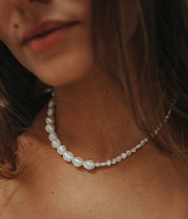Collier de perles asymétriques