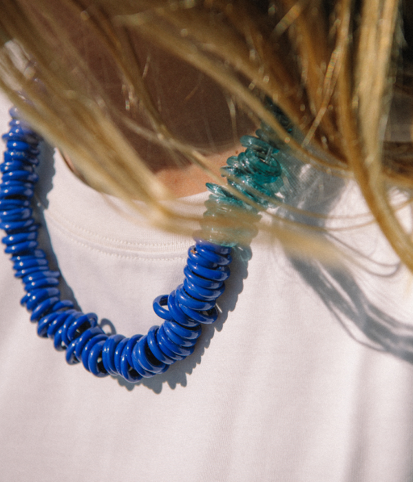Collier Blue Monday