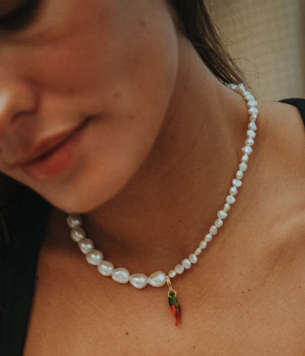 Collier de perles asymétriques