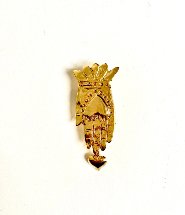 Broche Golden Hand