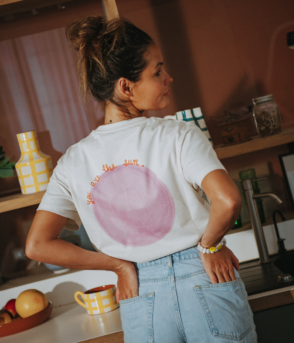 t-shirt "you are the sun"
