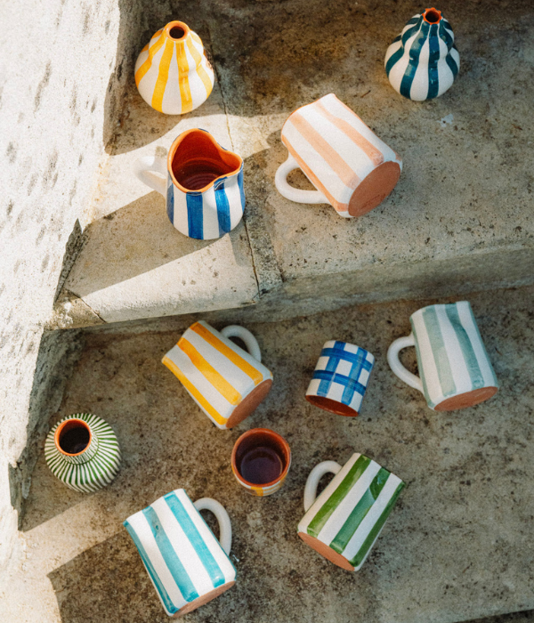 Petite carafe à rayures