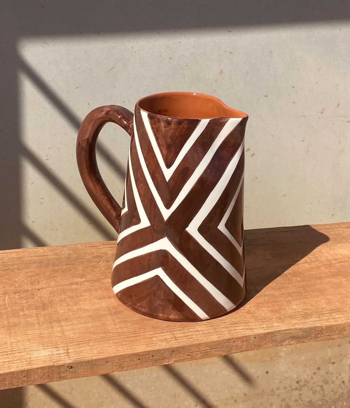 Carafe à rayures géométriques chocolat - en précommande - expédition mi octobre :)