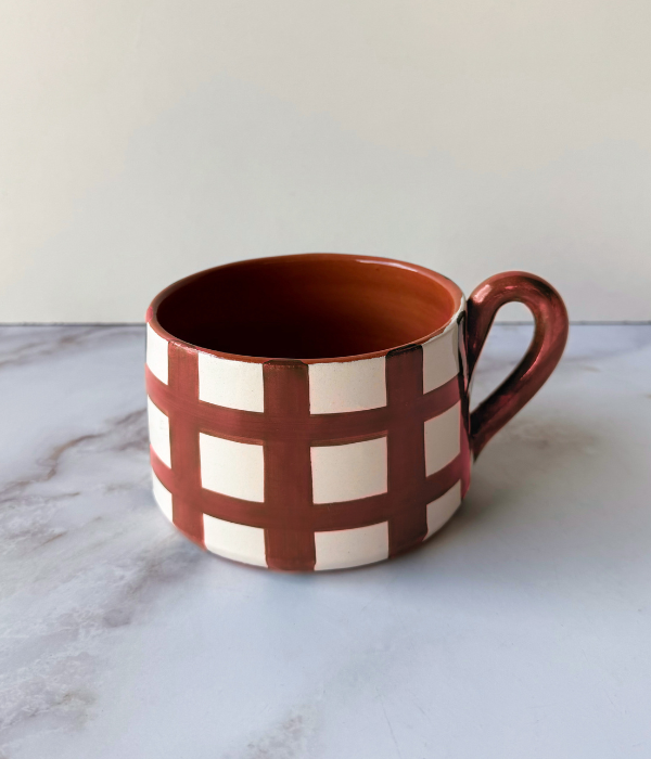 Flat mug grid