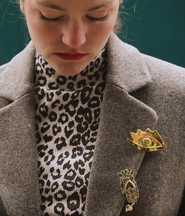 Broche Boncuk doré
