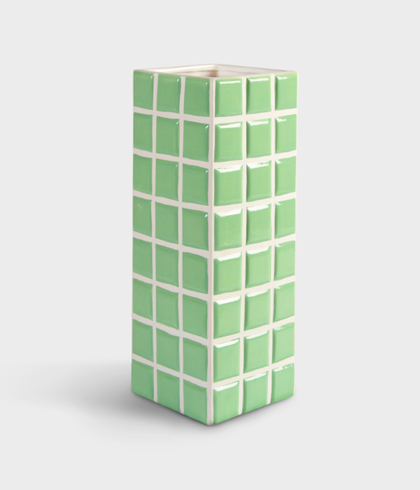 Vase tile